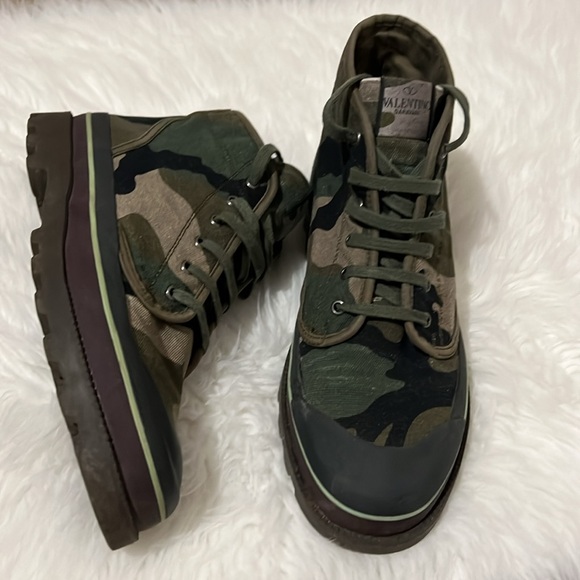 VALENTINO GARAVANI men's boot-style sneakers, Size 10 us. - Picture 3 of 12